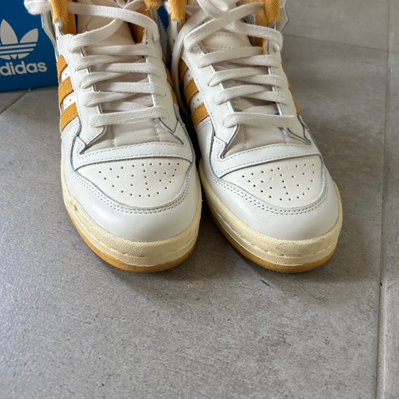 Adidas Forum 84 High Tops - Picture 4 of 7